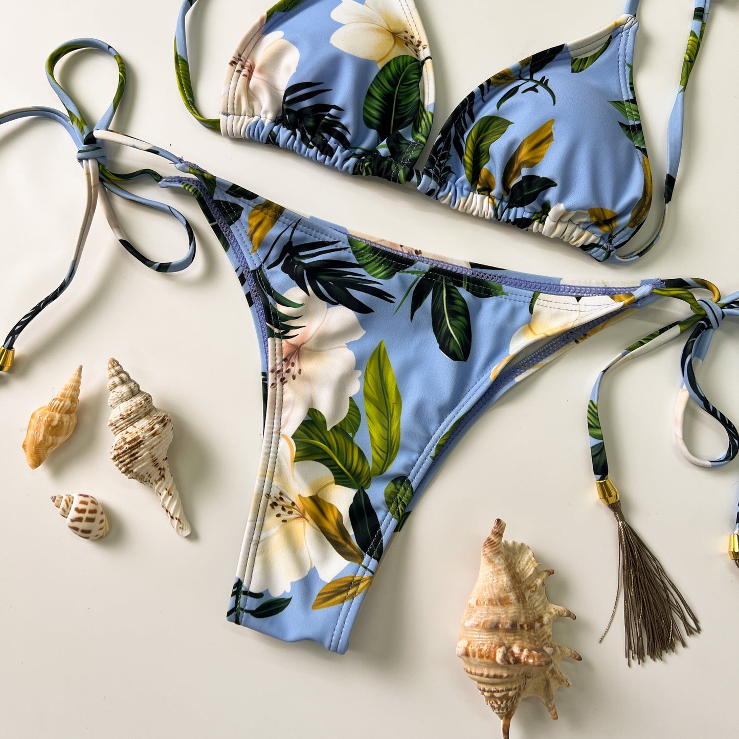 Bikini Azul Floral con Cordones